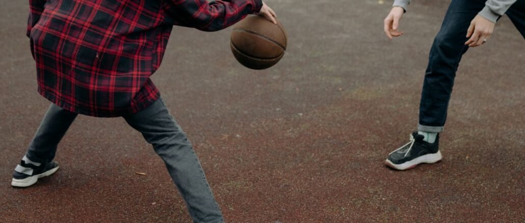 Filipino kids sport basketball